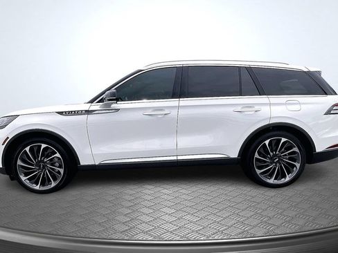 Used 2026 Lincoln Aviator Reserve w/ Luxury Package RWD image 8