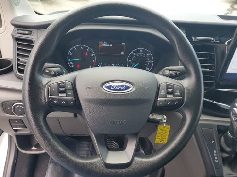 Used 2024 Ford Transit 350 XLT image 21