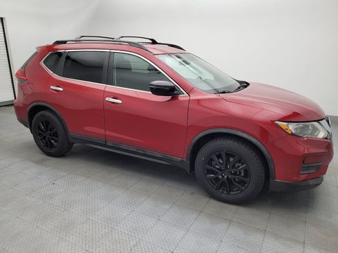 Used 2017 Nissan Rogue SV w/ Midnight Edition Package FWD image 11