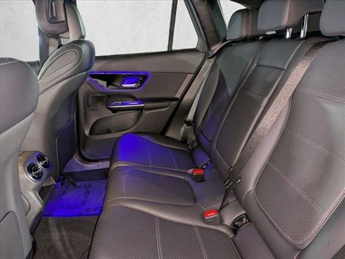 Certified 2025 Mercedes-Benz GLC 300 image 20
