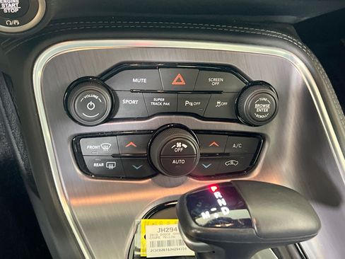 Used 2018 Dodge Challenger R/T Plus image 15