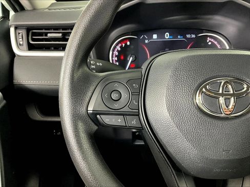 Used 2024 Toyota RAV4 XLE AWD/4WD image 11