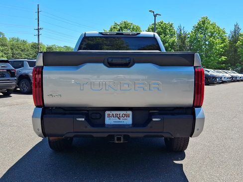 Used 2023 Toyota Tundra SR5 w/ SR5 Premium Package AWD/4WD image 5
