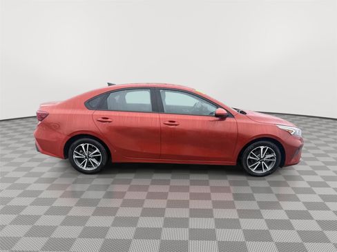 Used 2023 Kia Forte LXS image 6