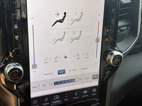 Certified 2022 RAM 3500 Laramie image 15