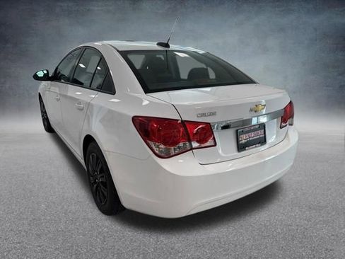 Used 2016 Chevrolet Cruze LS FWD image 9