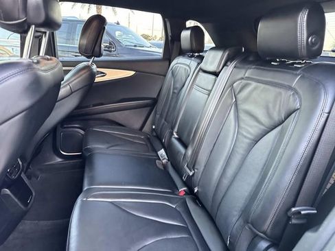 Used 2020 Lincoln Nautilus FWD w/ Equipment Group 101A image 16