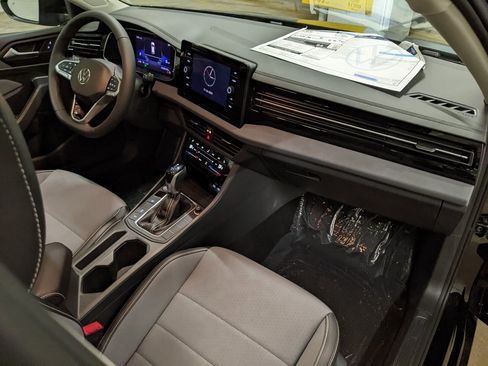 New 2026 Volkswagen Jetta SE image 23