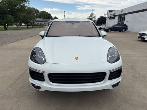 Used 2015 Porsche Cayenne S AWD/4WD image 8