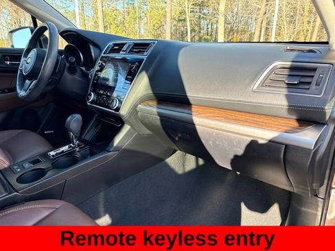 Used 2019 Subaru Outback 2.5i Touring w/ Popular Package #3A image 32