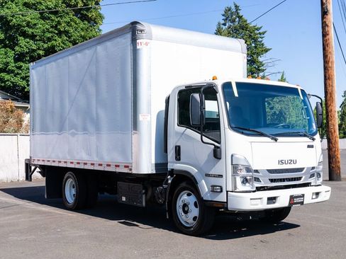 Used 2023 Isuzu NPR RWD image 1