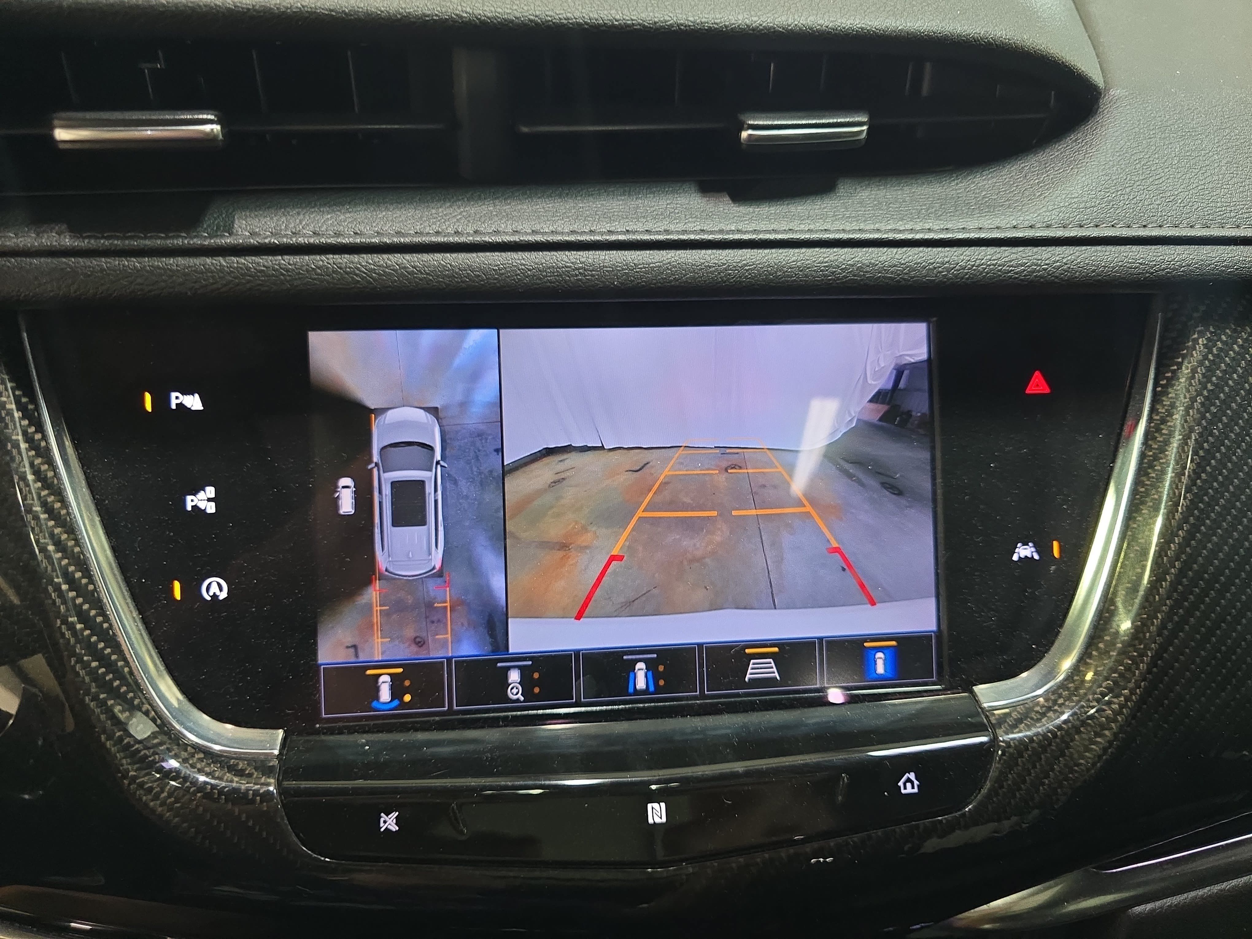 Used 2021 Cadillac XT6 Sport AWD/4WD image 20