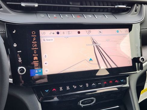 New 2026 Jeep Grand Cherokee Altitude image 11