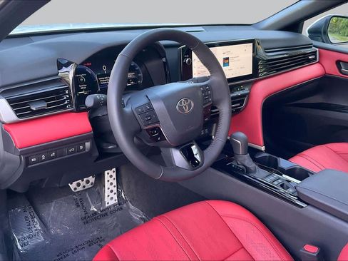 Used 2026 Toyota Camry XSE AWD/4WD image 17