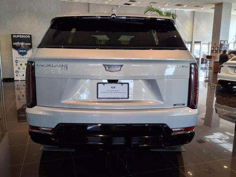 New 2025 Cadillac Escalade IQ Sport 2 image 5