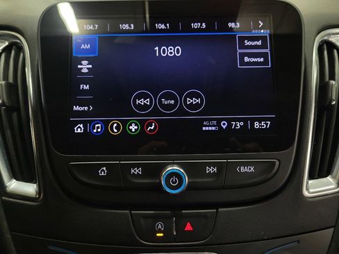 Used 2021 Chevrolet Malibu LT FWD image 25