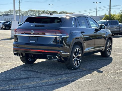 New 2026 Volkswagen Atlas Cross Sport SEL Premium R-Line image 6