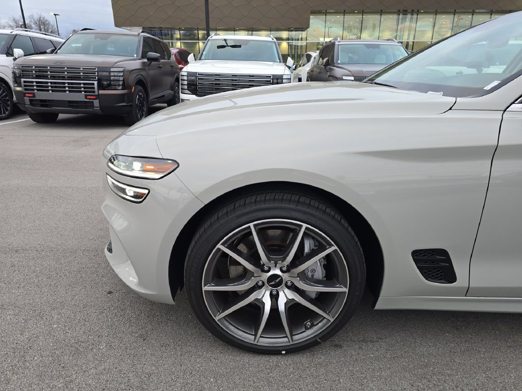 Used 2026 Genesis G70 2.5T AWD/4WD image 10