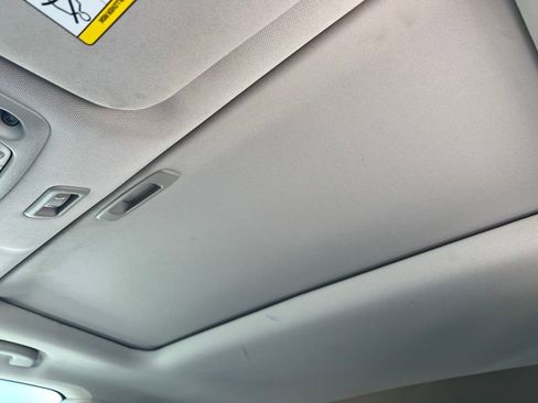 Used 2020 Nissan Pathfinder Platinum image 33