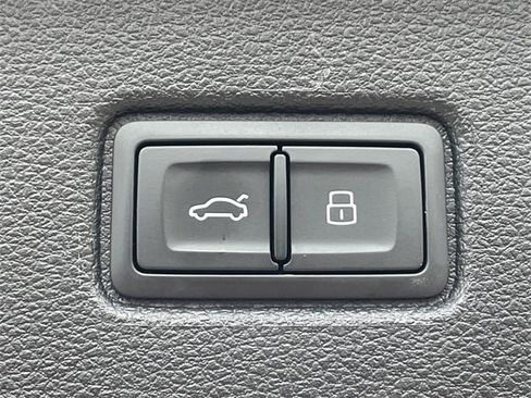 Used 2024 Audi Q7 2.0T Premium Plus image 30