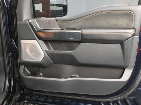 Used 2024 Ford F250 Platinum AWD/4WD image 11