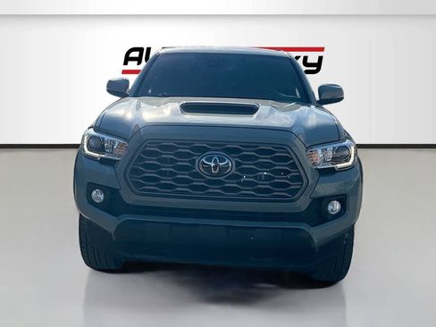 Used 2023 Toyota Tacoma TRD Sport w/ Technology Package RWD image 2