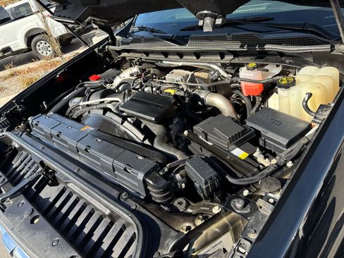 Used 2021 Chevrolet Silverado 3500 High Country AWD/4WD image 27
