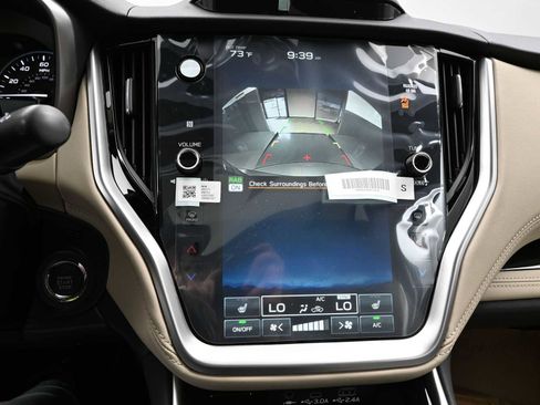 Used 2025 Subaru Legacy Limited image 11