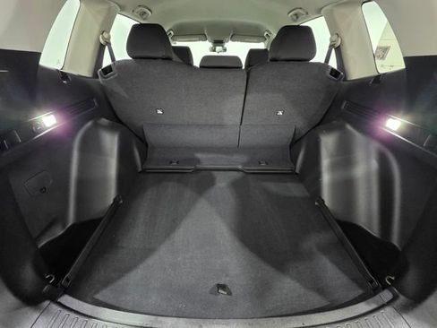 Used 2023 Honda CR-V LX image 21