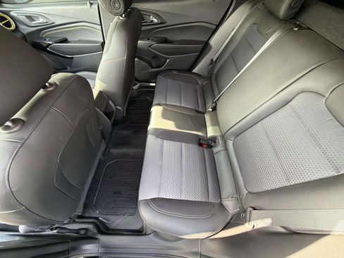 Certified 2025 Chevrolet Trax LT w/ Driver Confidence Package image 4