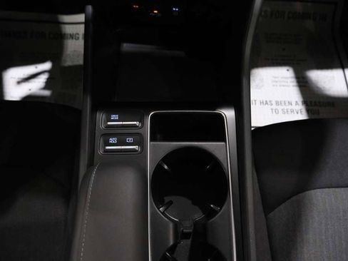 Used 2025 Hyundai Sonata SEL FWD image 28