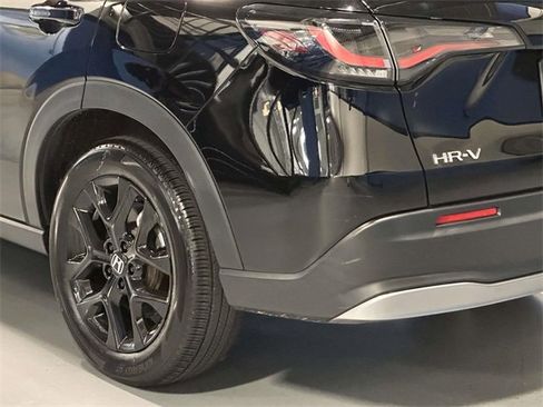 Certified 2023 Honda HR-V Sport image 11