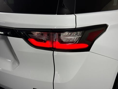 Used 2020 Chevrolet Traverse Premier w/ Redline Edition AWD/4WD image 34