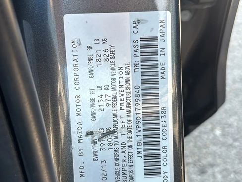 Used 2013 MAZDA MAZDA3 i Touring image 25