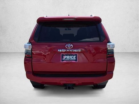 Used 2016 Toyota 4Runner SR5 Premium AWD/4WD image 6
