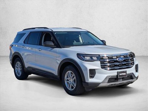 New 2026 Ford Explorer Active image 7