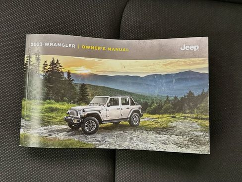 Used 2023 Jeep Wrangler Unlimited w/ Cold Weather Group AWD/4WD image 38