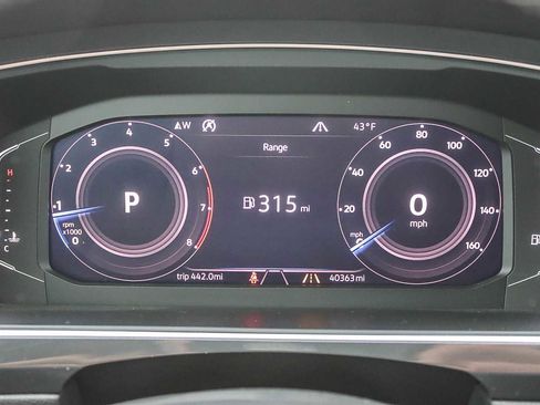 Used 2019 Volkswagen Tiguan SEL Premium R-Line image 23