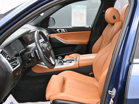 Used 2022 BMW X5 xDrive40i AWD/4WD image 17