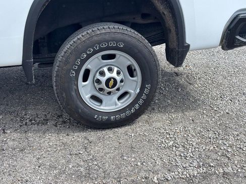 Used 2020 Chevrolet Silverado 2500 W/T w/ WT Convenience Package AWD/4WD image 12