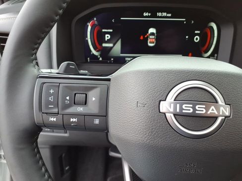 Certified 2025 Nissan Rogue SL w/ SL Premium Package FWD image 9