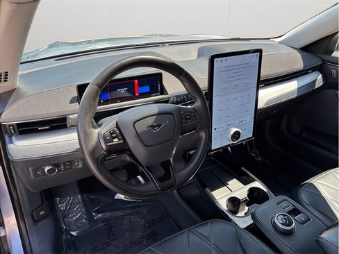 Used 2022 Ford Mustang Mach-E Select AWD/4WD image 6