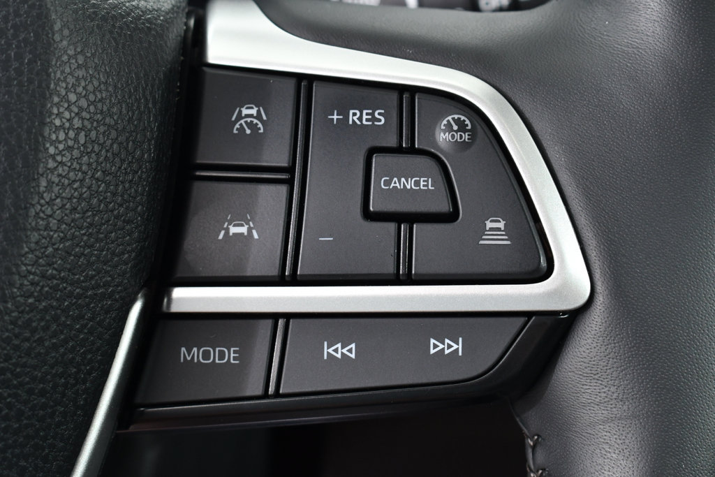 Used 2026 Toyota Grand Highlander AWD image 36