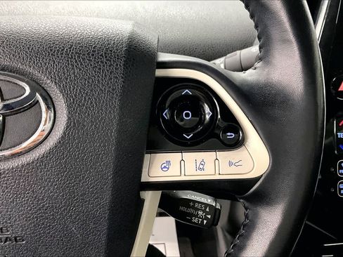 Used 2019 Toyota Prius Prime Advanced w/ Carpet Mat Package image 22