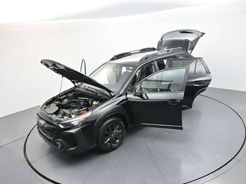 Used 2023 Subaru Outback Onyx Edition AWD/4WD image 33