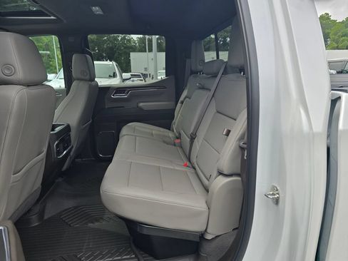 Used 2024 Chevrolet Silverado 1500 LTZ AWD/4WD image 25