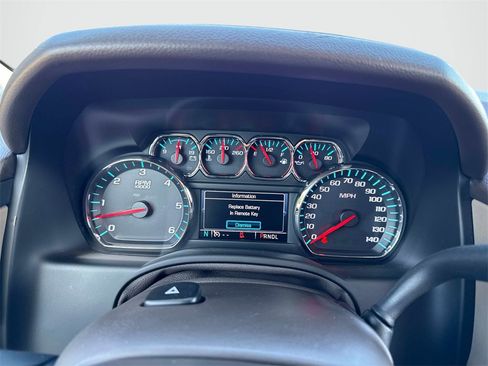 Certified 2017 GMC Yukon SLT image 28