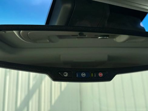 Used 2017 GMC Yukon XL Denali w/ Open Road Package AWD/4WD image 38