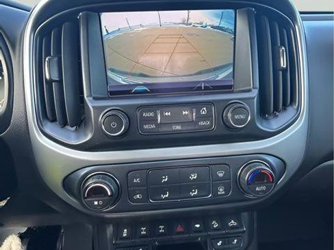 Used 2018 Chevrolet Colorado ZR2 w/ ZR2 Dusk Special Edition image 9