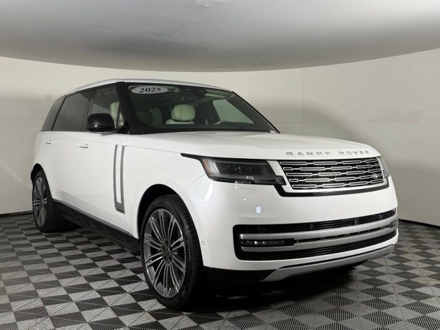 Used 2025 Land Rover Range Rover Long Wheelbase Autobiography AWD/4WD image 10